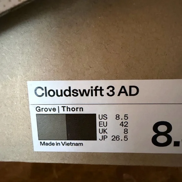 On Running Cloudstratus Sneakers in Taupe